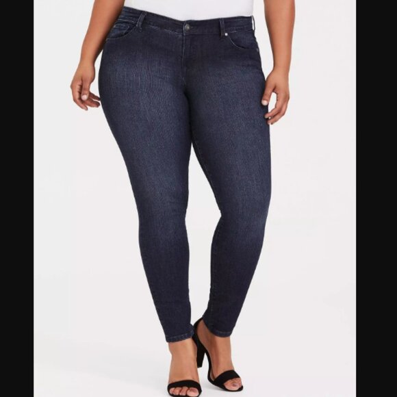 Torrid 20 Dark Wash Skinny Jeans Denim Plus Size Jeans - Picture 10 of 10